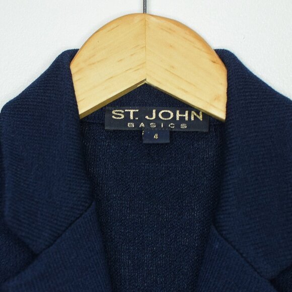 Vintage St. John Santana Knit Blazer Jacket Navy Blue Gold Buttons Size 4 Preppy - Picture 8 of 11